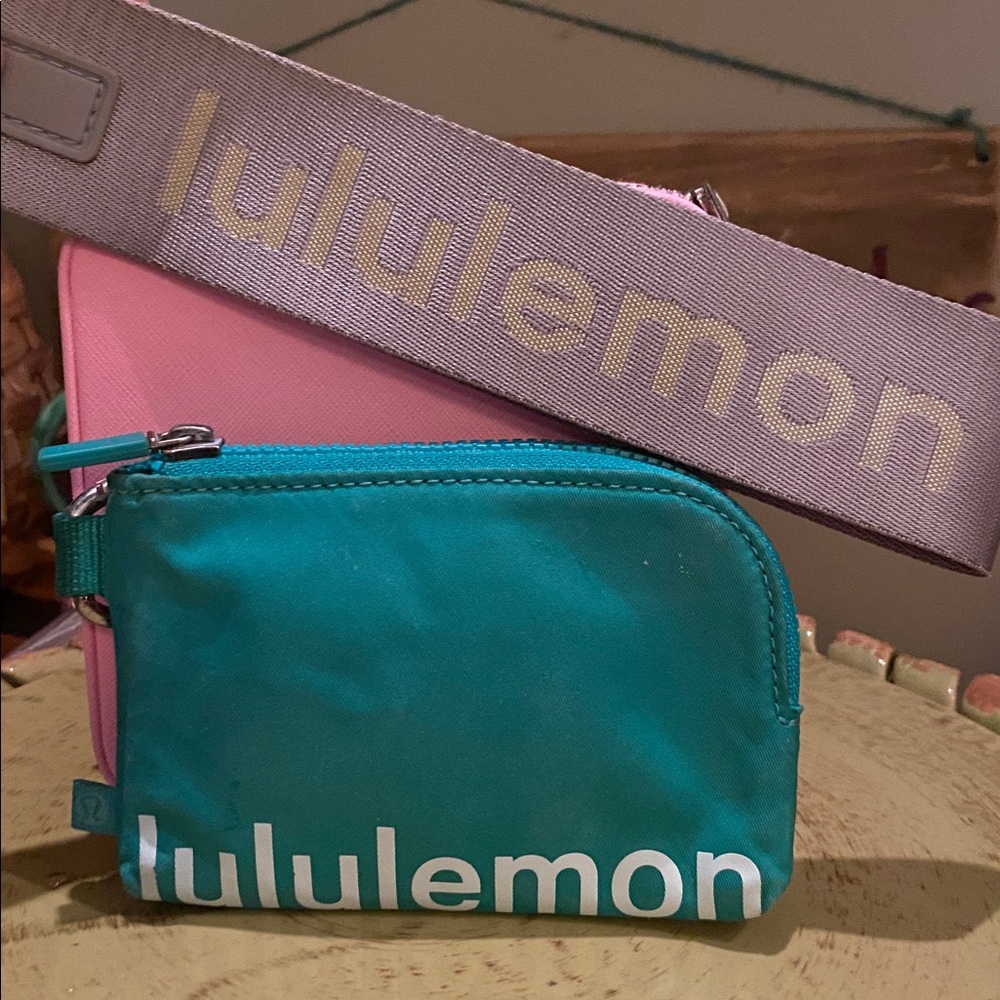 Lululemon Clippable Card Pouch Cardholder Athletic Pouch and Strap